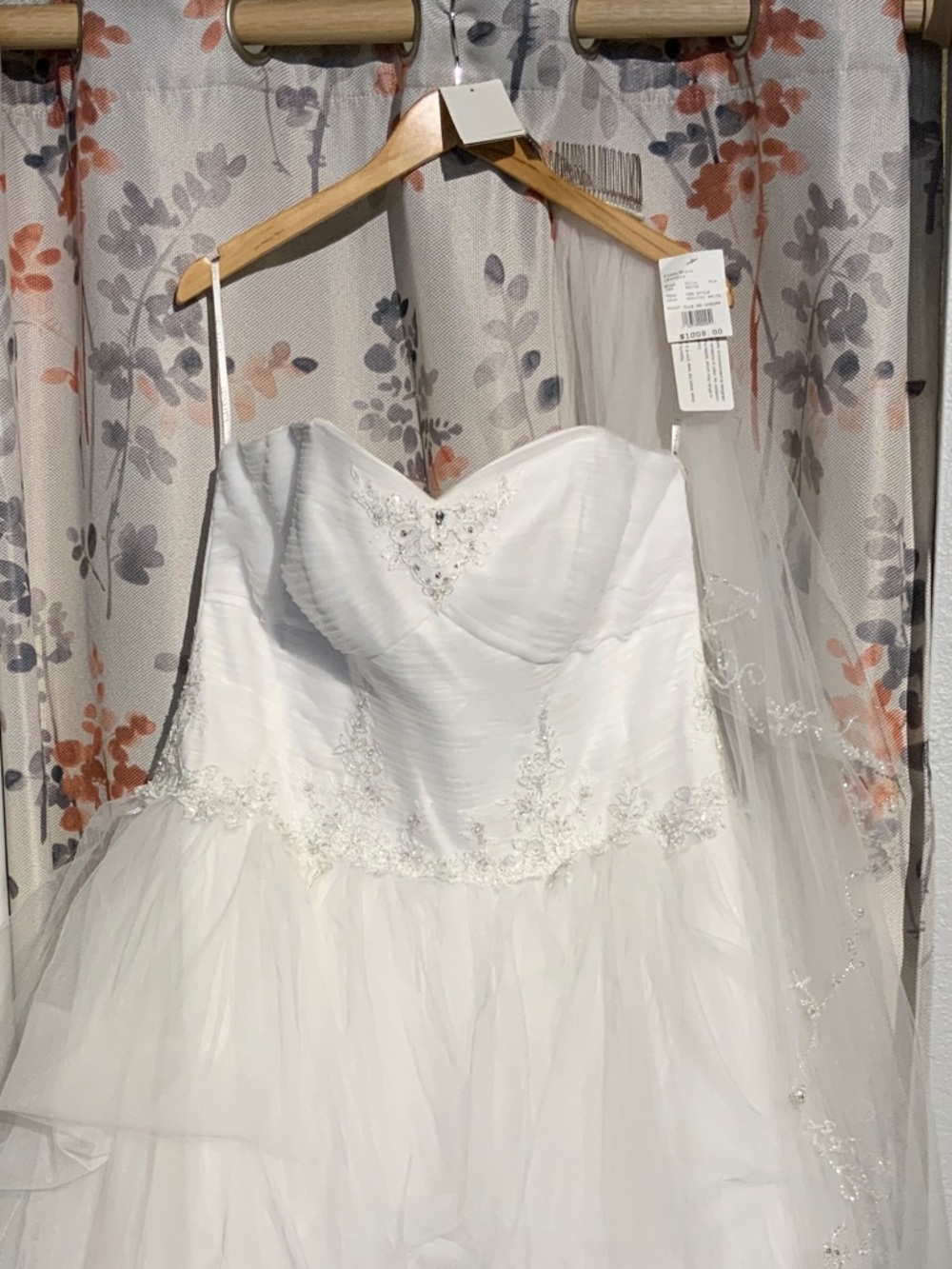 NWT Jewel David’s Bridal Strapless White Beaded Wedding Gown Size 16W W/Veil